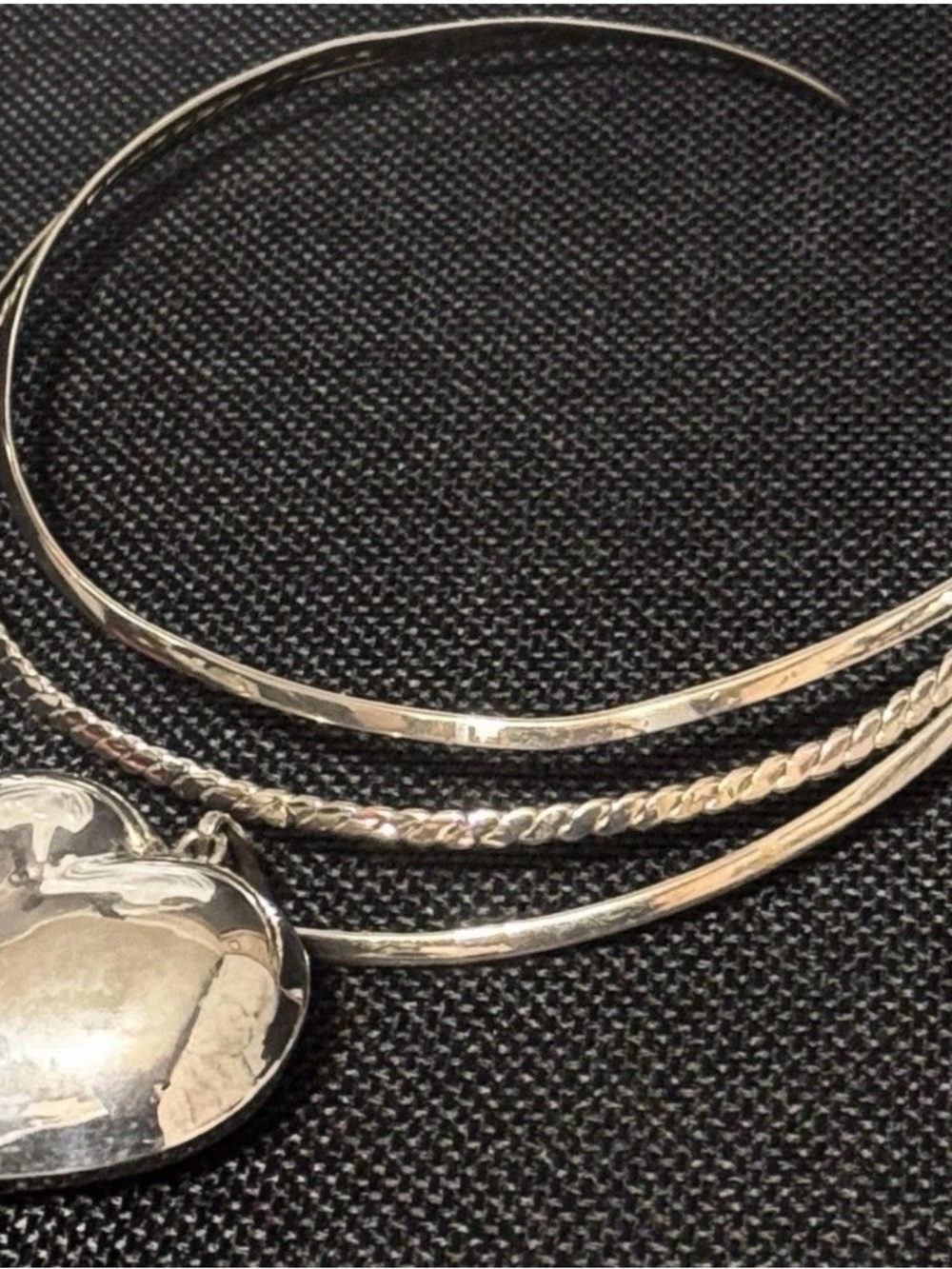 Puffy Heart Pendant Necklace Multi choker collar Silver tone